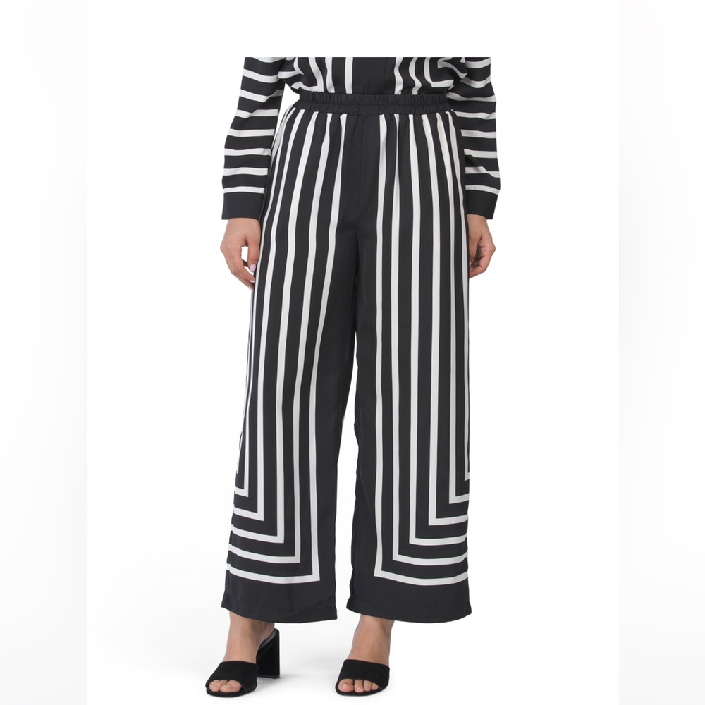 🎉LAST PIECE 🎉 MODERN‎ WORKS
Matte Sateen Mitred Striped Border Pants